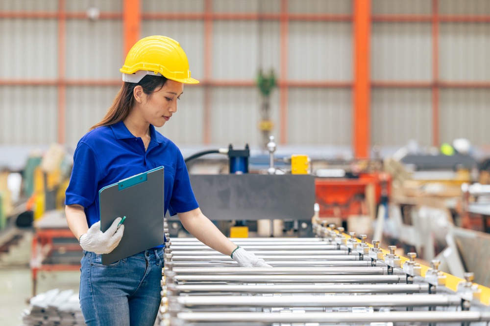 Manufacturing & Logistics